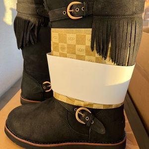Black UGG Daphne Boots